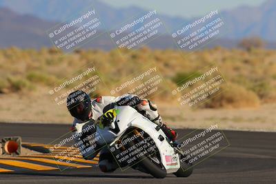 media/Oct-29-2022-CVMA (Sat) [[14c0aa3b66]]/Race 9 Amateur Supersport Middleweight/